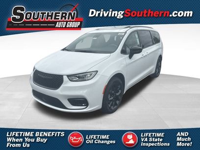 New 2026 Chrysler Pacifica Limited