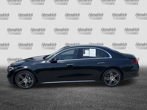 Used 2025 Mercedes-Benz E 350 4MATIC Sedan image 6