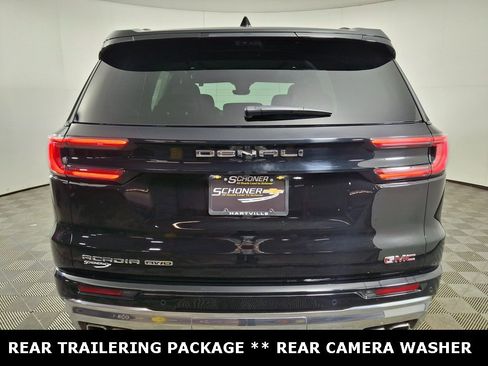 Used 2024 GMC Acadia Denali w/ Super Cruise Package image 4