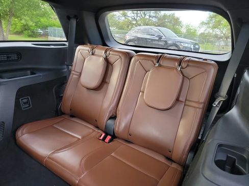 Used 2020 Lincoln Aviator Reserve w/ Elements Package Plus image 12