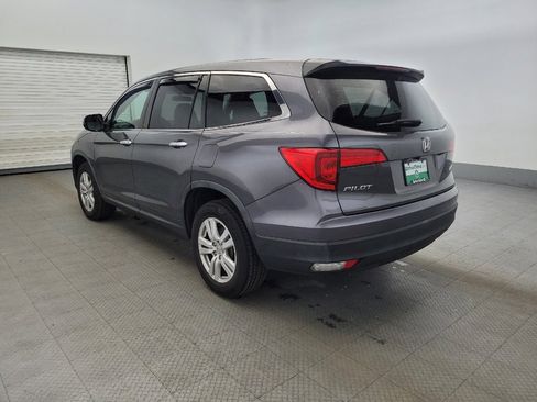 Used 2017 Honda Pilot LX image 5