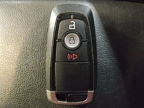 Used 2020 Ford EcoSport SE FWD image 32