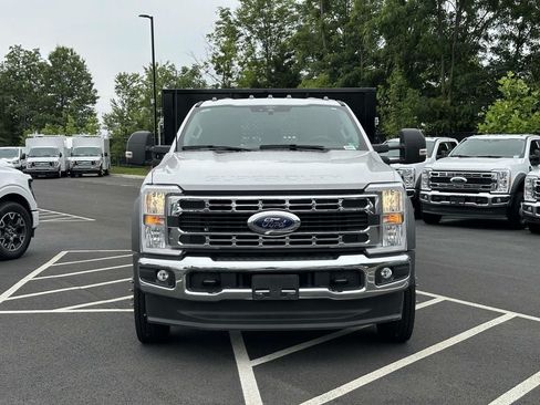 New 2025 Ford F550 2WD Regular Cab Super Duty image 6