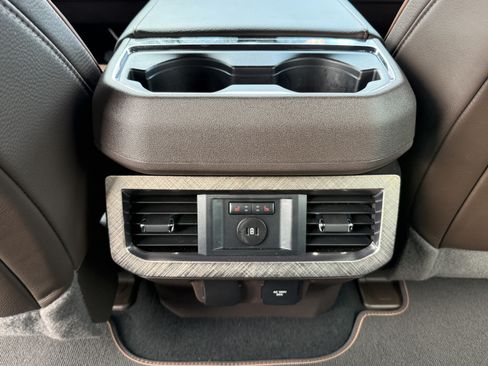 Used 2024 Ford F350 King Ranch AWD/4WD image 17