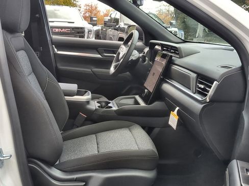 New 2026 GMC Terrain Elevation w/ Technology Package II image 27