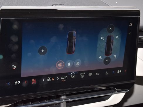 New 2026 Lincoln Nautilus Reserve image 29