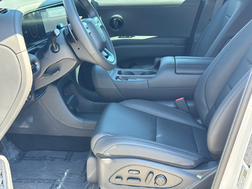 Used 2027 Hyundai Palisade Calligraphy FWD image 11