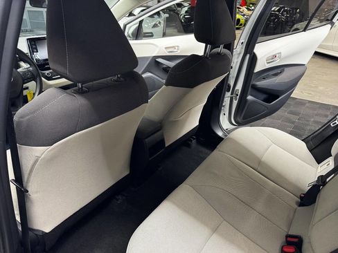 Used 2021 Toyota Corolla LE image 42