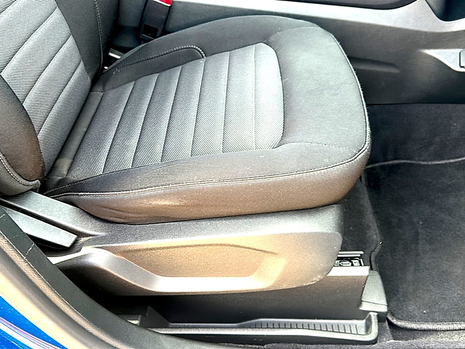 Used 2024 Ford Edge SE AWD/4WD image 25