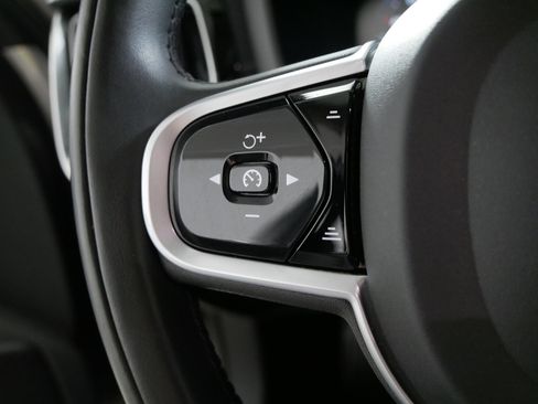 Used 2021 Volvo S60 T8 Inscription w/ Climate Package image 27