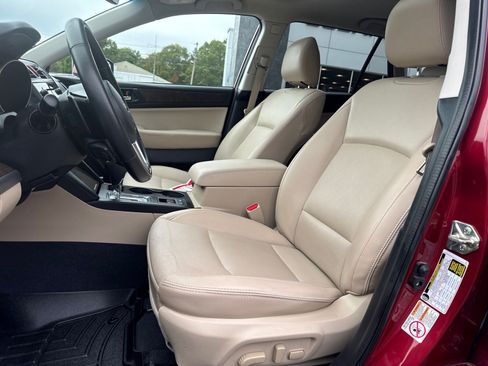 Used 2017 Subaru Outback 2.5i Limited AWD/4WD image 7