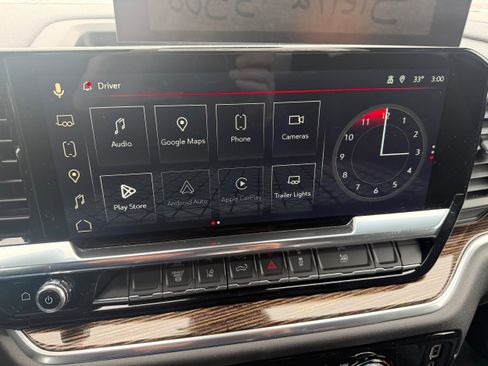 Used 2025 GMC Sierra 3500 SLE w/ SLE Convenience Package image 13