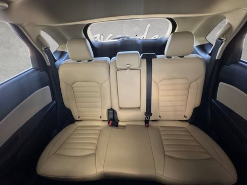 Used 2024 Ford Edge SEL w/ Convenience Package AWD/4WD image 22