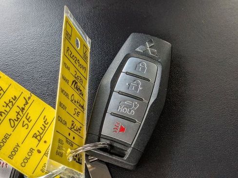 Used 2024 Mitsubishi Outlander SE FWD image 31