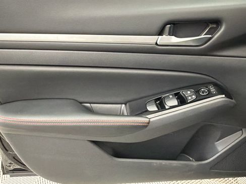 Used 2025 Nissan Altima 2.5 SR image 21