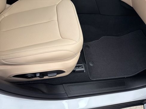 New 2025 Jeep Grand Cherokee Limited image 38