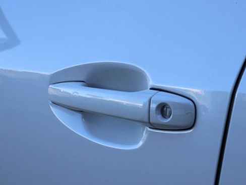 Used 2023 Subaru Outback Limited image 21