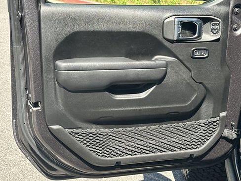 Used 2024 Jeep Wrangler Unlimited Rubicon 4xe w/ Technology Group image 13