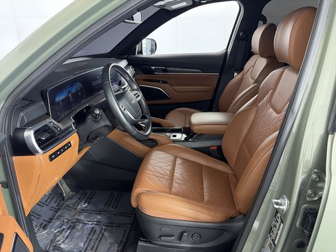 Certified 2024 Kia Telluride SX X-Line AWD/4WD image 6