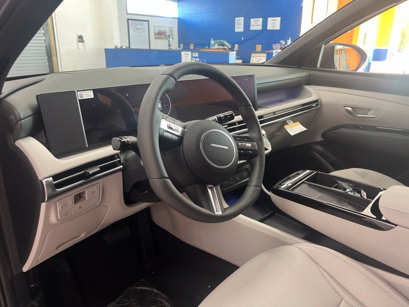 New 2026 Hyundai Tucson Limited AWD/4WD image 18