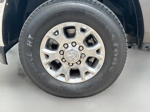 Used 2022 RAM 2500 Laramie AWD/4WD image 34