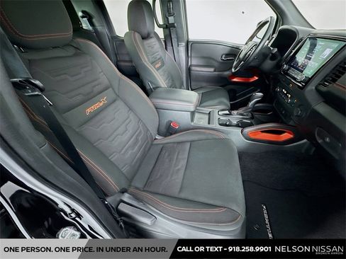 Used 2024 Nissan Frontier Pro-X image 25