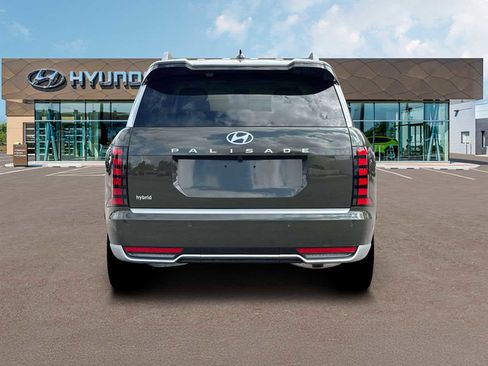 New 2026 Hyundai Palisade Calligraphy FWD image 6