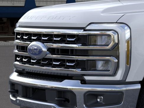 New 2025 Ford F250 Lariat w/ Lariat Ultimate Package image 17