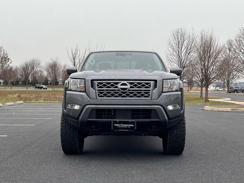 Used 2023 Nissan Frontier SV w/ SV Convenience Package image 3