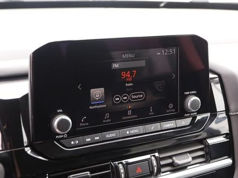 Certified 2025 Nissan Pathfinder SV AWD/4WD image 19