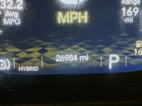 Used 2022 Jeep Wrangler Sahara w/ Cold Weather Group image 19