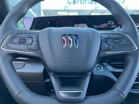 New 2026 Buick Envista Avenir FWD image 17