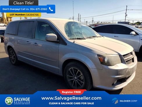 Used 2016 Dodge Grand Caravan SXT FWD image 5