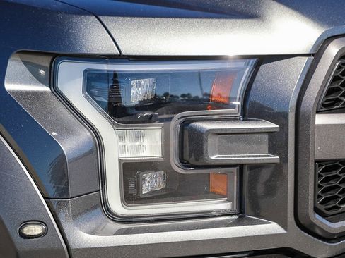 Used 2019 Ford F150 Raptor image 8