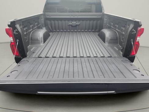 Used 2024 Chevrolet Silverado 1500 LTZ AWD/4WD image 30
