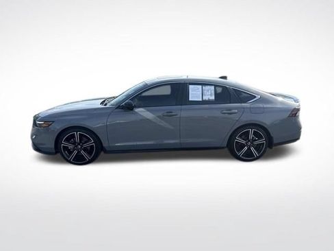 Used 2024 Honda Accord Sport image 2