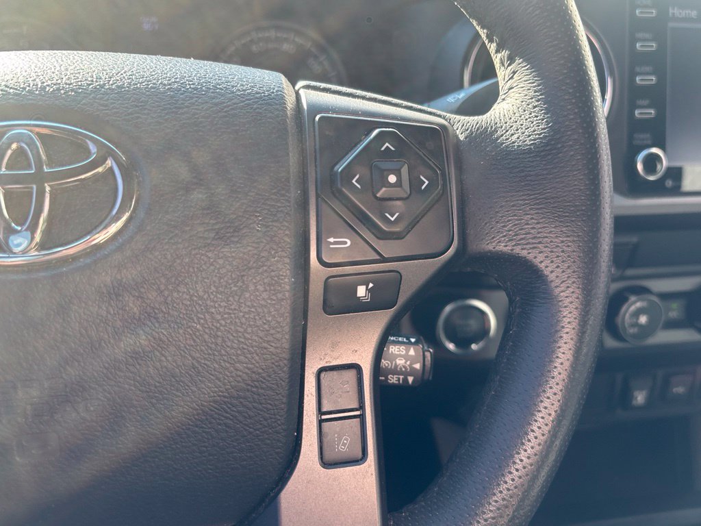 Used 2020 Toyota Tacoma TRD Off-Road AWD/4WD image 19