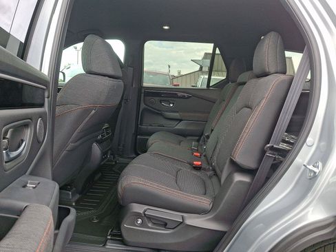 New 2026 Honda Pilot Sport image 5