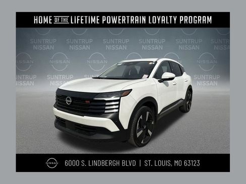 Used 2025 Nissan Kicks SR image 1