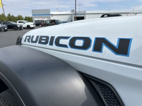 Used 2024 Jeep Wrangler Unlimited Rubicon 4xe image 21