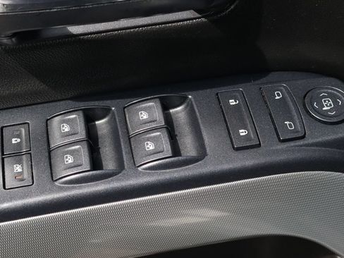 Used 2018 Chevrolet Silverado 1500 LT w/ All Star Edition AWD/4WD image 18