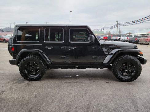 Used 2021 Jeep Wrangler Unlimited Sahara image 19