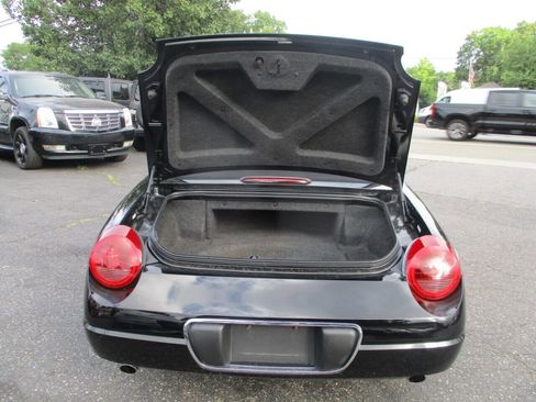 Used 2003 Ford Thunderbird image 22
