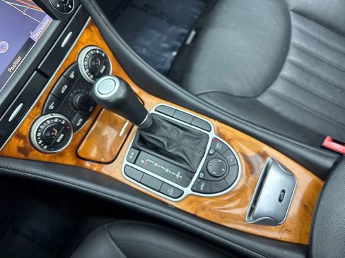 Used 2009 Mercedes-Benz SL 550 image 63