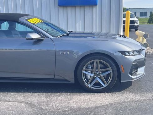 Used 2024 Ford Mustang GT Premium image 17