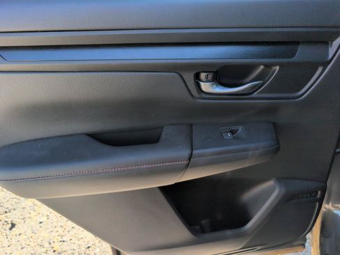 Used 2024 Honda CR-V Sport image 37