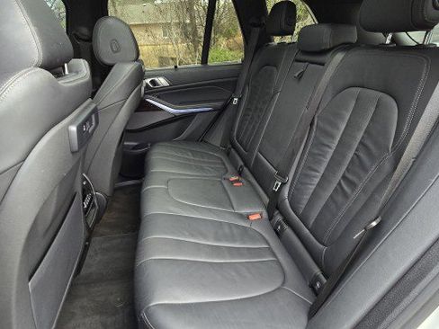 Used 2020 BMW X5 xDrive40i w/ Executive Package image 20