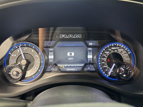 Used 2022 RAM 1500 Limited image 12