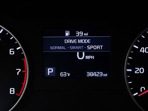 Used 2023 Kia Seltos LX image 4