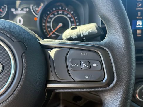 Used 2026 Jeep Wrangler Unlimited Sport AWD/4WD image 20